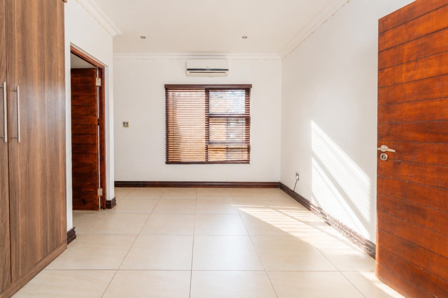 5 Bedroom Property for Sale in Pecanwood Estate North West